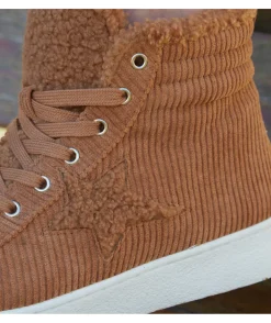 La boutique de Lilie BASKETS AURELIE> Baskets