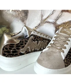 La boutique de Lilie BASKETS VIOLAINE> Baskets