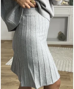 La boutique de Lilie ENSEMBLE JUPE PULL SAMANTHA> Jupes / Shorts