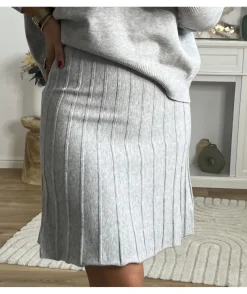 La boutique de Lilie ENSEMBLE JUPE PULL SAMANTHA> Jupes / Shorts
