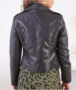 La boutique de Lilie VESTE SIMILI CARMEN> Vestes